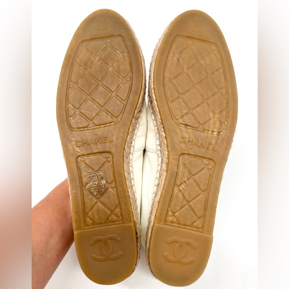 Chanel CC Logo Espadrilles Distressed Patent White Leather Flats EU 39 US 8-8.5 - Picture 13 of 14